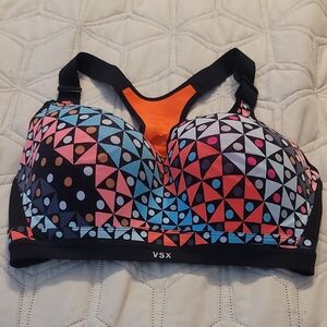 VSX Women's Geometric Sports Bra - Multicolor